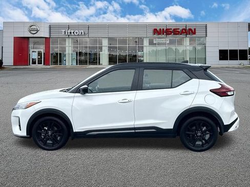 Used 2023 Nissan Kicks SR FWD image 4