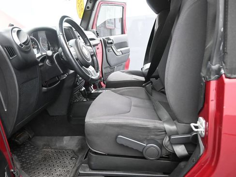 Used 2013 Jeep Wrangler Sport AWD/4WD image 14