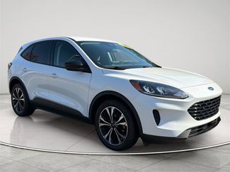 Used 2022 Ford Escape SE w/ SE Sport Appearance Package video 1