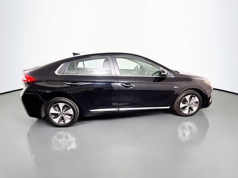 Used 2019 Hyundai Ioniq Limited image 11