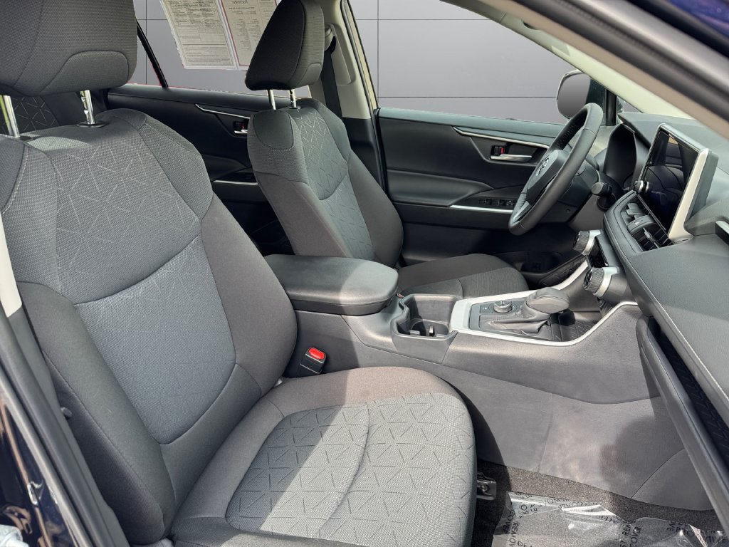 Certified 2025 Toyota RAV4 XLE w/ Convenience Package AWD/4WD image 17