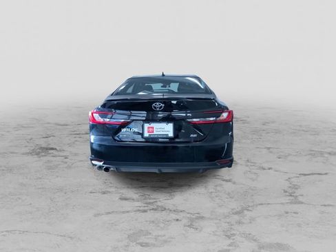 Certified 2025 Toyota Camry SE image 9