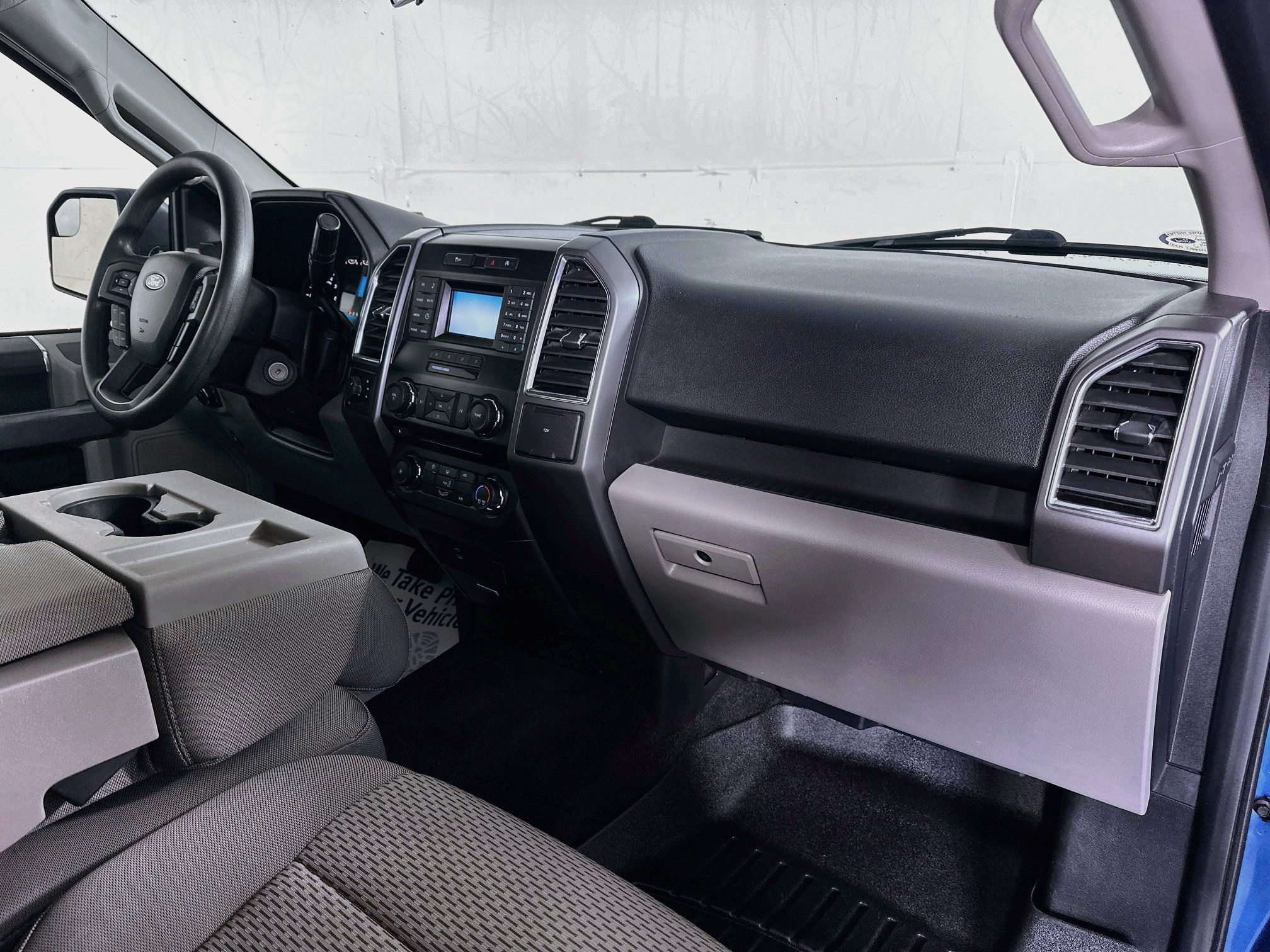 Used 2016 Ford F150 XLT AWD/4WD image 23