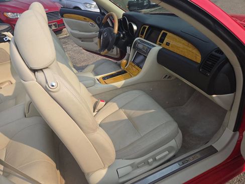 Used 2002 Lexus SC 430 Convertible RWD image 26