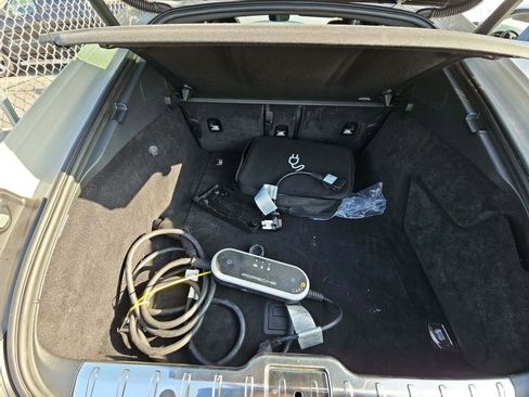 Used 2023 Porsche Panamera 4 Platinum Edition image 22