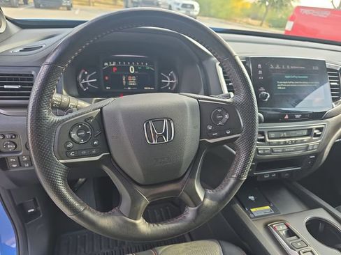 Used 2024 Honda Passport TrailSport image 16