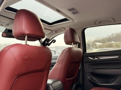 Used 2023 MAZDA CX-5 Carbon Edition image 6