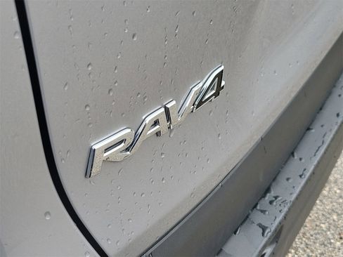 Used 2025 Toyota RAV4 LE image 6