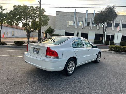 Used 2005 Volvo S60 2.5T image 5