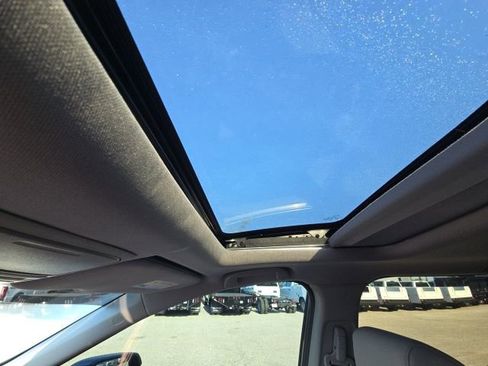 Used 2021 Honda CR-V EX-L image 11