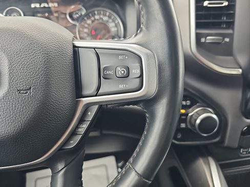 Used 2024 RAM 1500 Big Horn AWD/4WD image 15