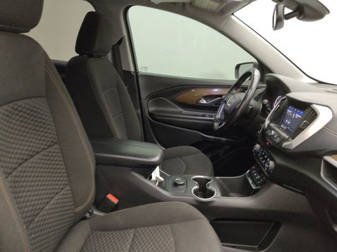 Used 2020 GMC Terrain SLE FWD image 21