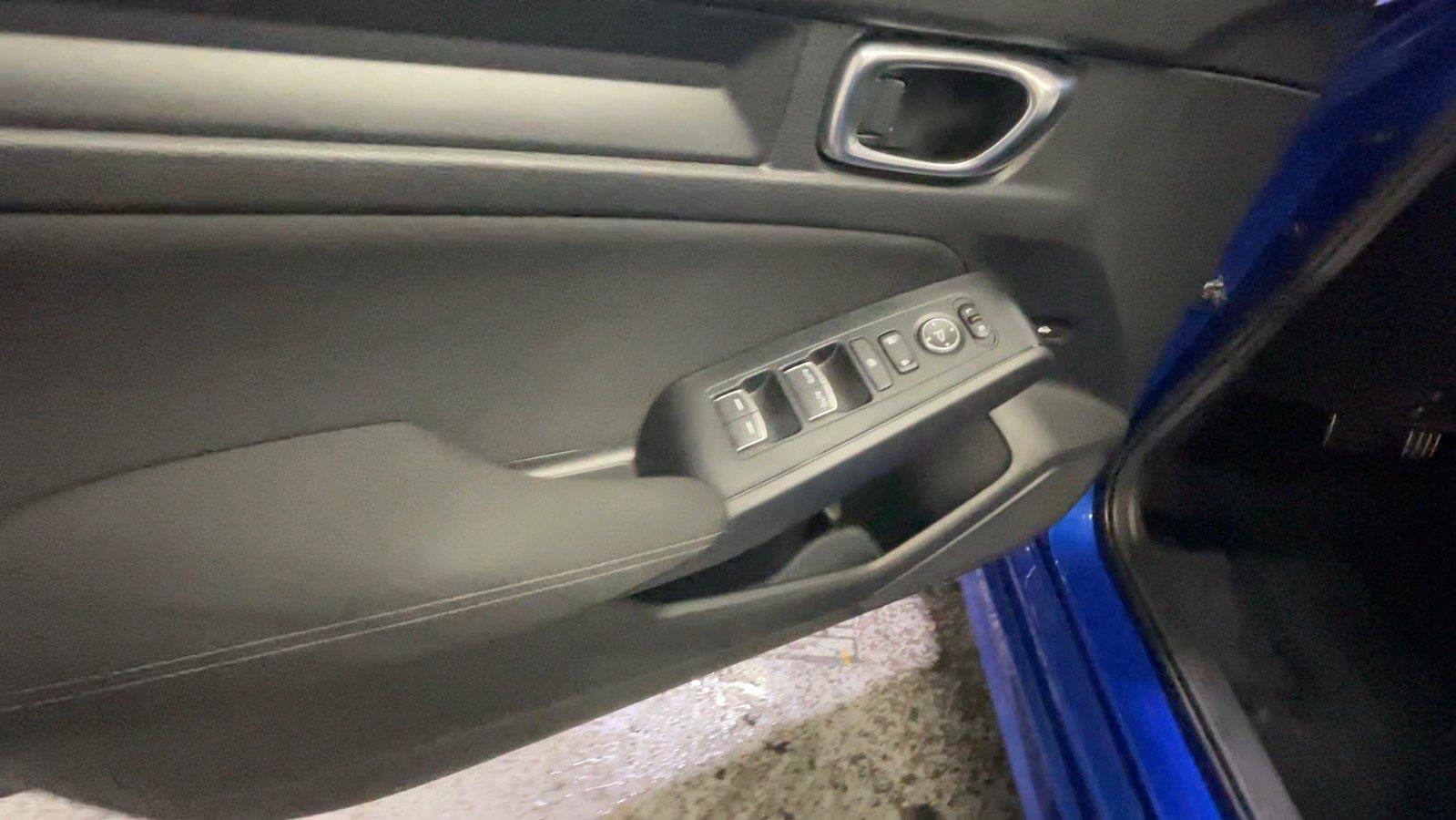 Used 2024 Honda Civic Sport image 31