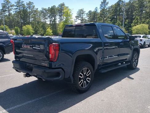 Used 2020 GMC Sierra 1500 AT4 w/ AT4 Premium Package AWD/4WD image 4
