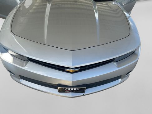 Used 2015 Chevrolet Camaro LT RWD image 19
