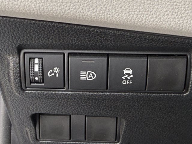 Used 2026 Toyota Corolla Cross LE w/ Moonroof Package FWD image 23