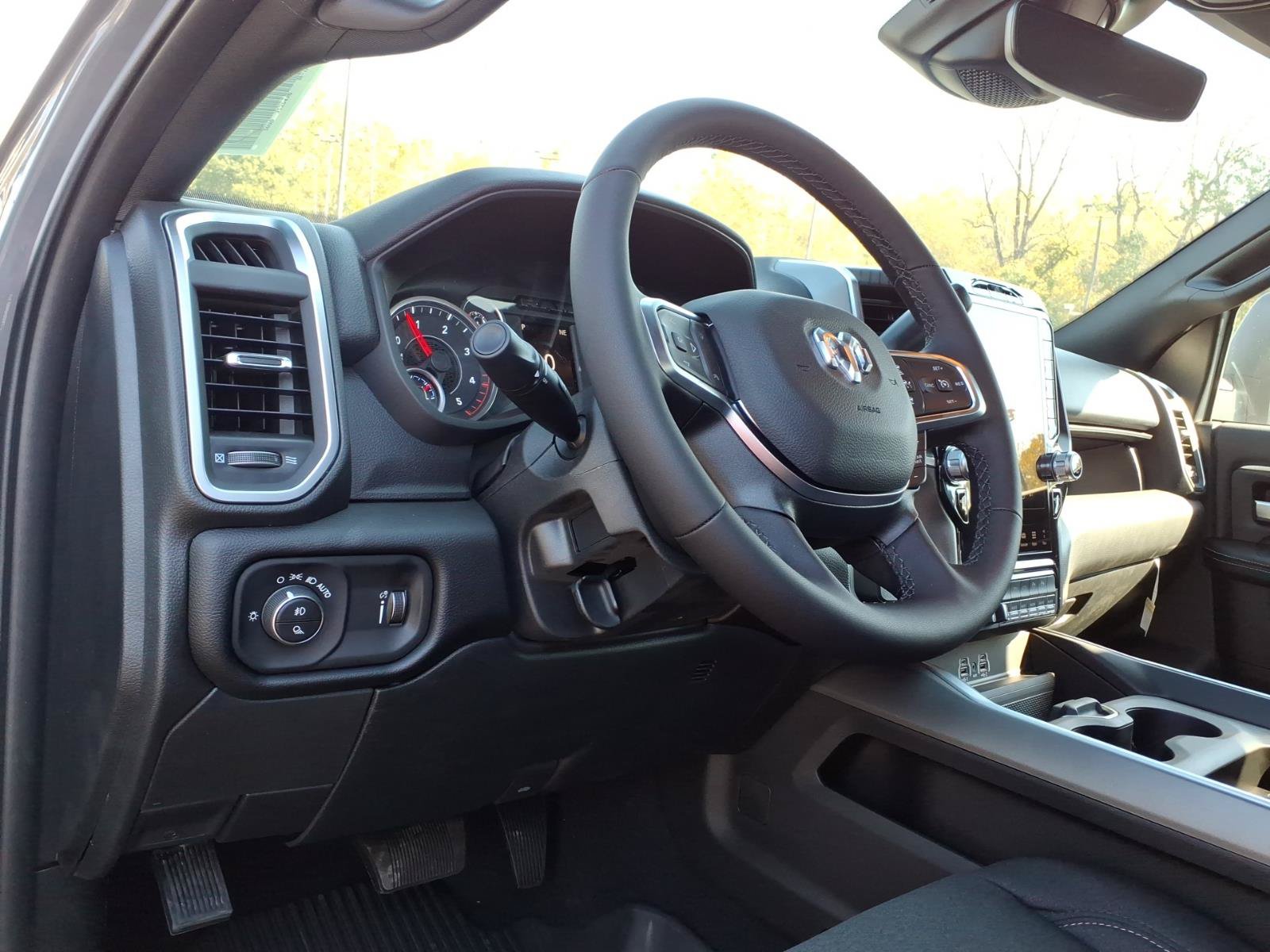 New 2027 RAM 3500 Big Horn AWD/4WD image 14