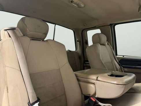 Used 2005 Ford F250 XL image 22
