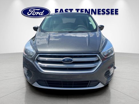 Used 2017 Ford Escape SE FWD image 9