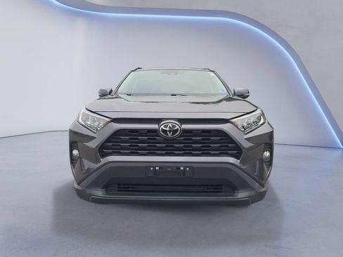 Used 2021 Toyota RAV4 XLE Premium AWD/4WD image 9
