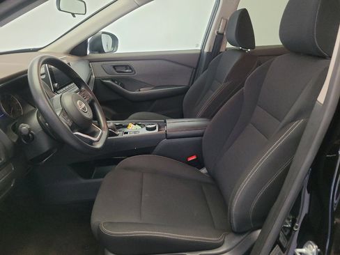 Used 2023 Nissan Rogue S image 17