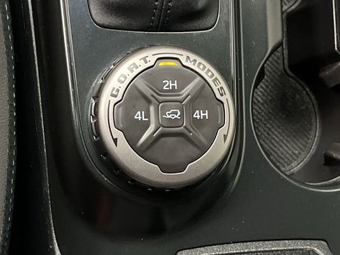 Certified 2024 Ford Bronco Outer Banks image 17