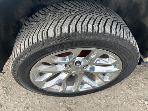 Used 2018 GMC Yukon XL Denali w/ Denali Ultimate Package image 8