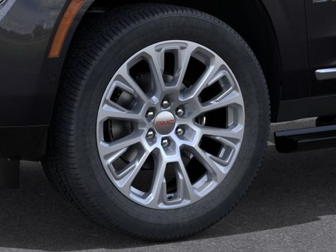 New 2026 GMC Yukon Denali w/ Denali Reserve Package AWD/4WD image 9