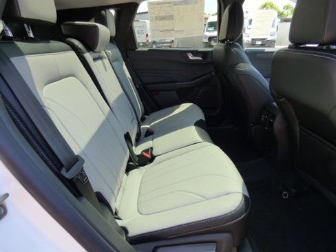 New 2025 Ford Escape Base w/ PHEV Premium Package image 7