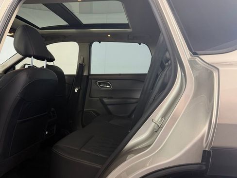 Used 2023 Nissan Rogue Platinum w/ Platinum Premium Package image 27