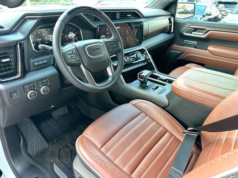 Used 2026 GMC Sierra 1500 Denali Ultimate AWD/4WD image 18