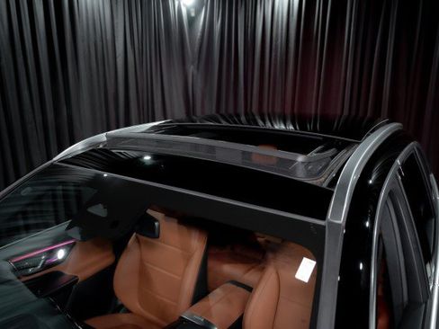 Certified 2026 Mercedes-Benz GLC 300 image 9