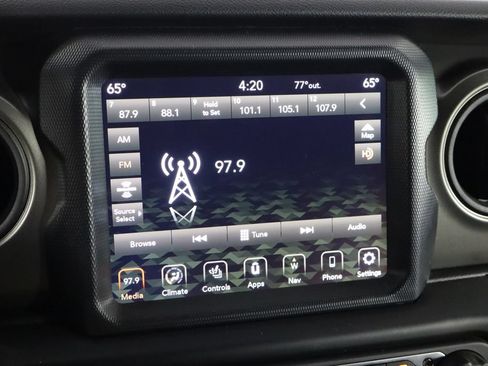 Used 2023 Jeep Wrangler Unlimited w/ Sun & Screen Package AWD/4WD image 29