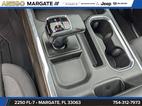 Used 2024 Chevrolet Silverado 1500 LT w/ Safety Package AWD/4WD image 24