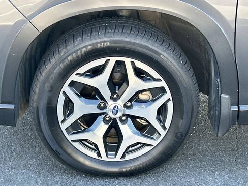 Used 2020 Subaru Forester Premium w/ Popular Package #1 AWD/4WD image 11
