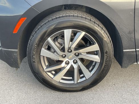 Used 2022 Chevrolet Equinox LT image 11