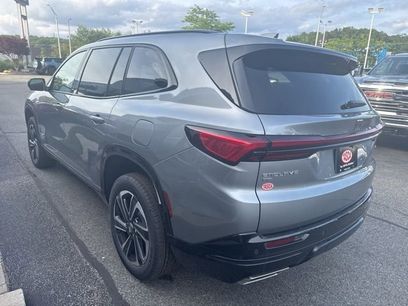 New 2025 Buick Enclave Sport Touring w/ LPO, Floor Liner Package