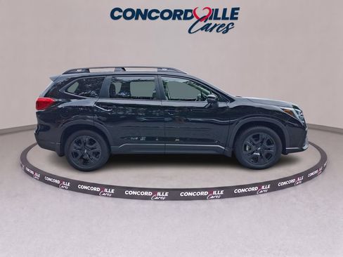 Used 2023 Subaru Ascent Onyx Edition AWD/4WD image 7