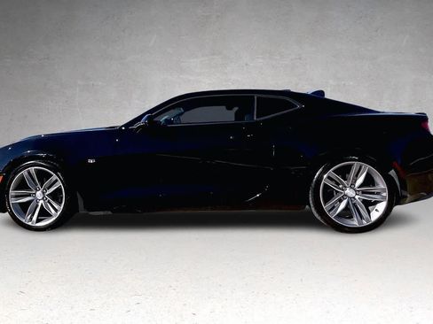 Used 2018 Chevrolet Camaro LT w/ RS Package image 3