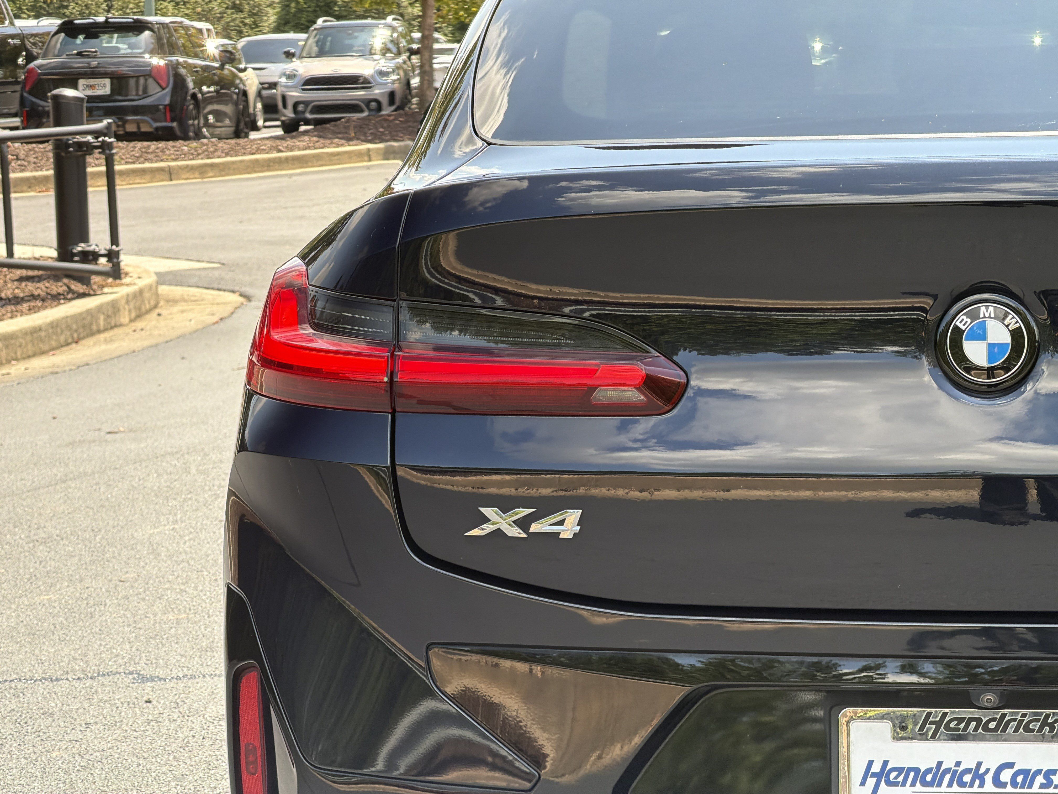 Used 2024 BMW X4 xDrive30i w/ M Sport Package AWD/4WD image 21