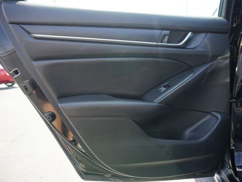 Used 2020 Honda Accord EX image 13