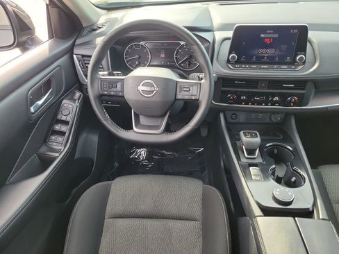 Used 2025 Nissan Rogue SV image 23