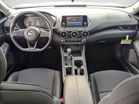 Certified 2025 Nissan Sentra S FWD image 13