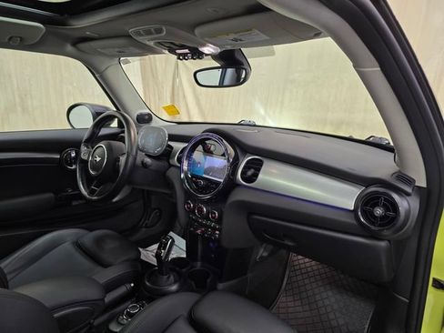 Used 2024 MINI Cooper S FWD image 30