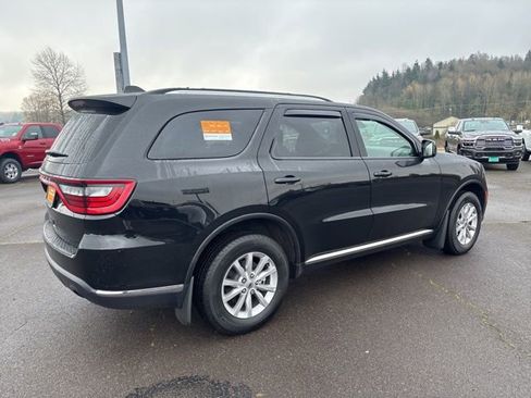 Certified 2024 Dodge Durango SXT image 3