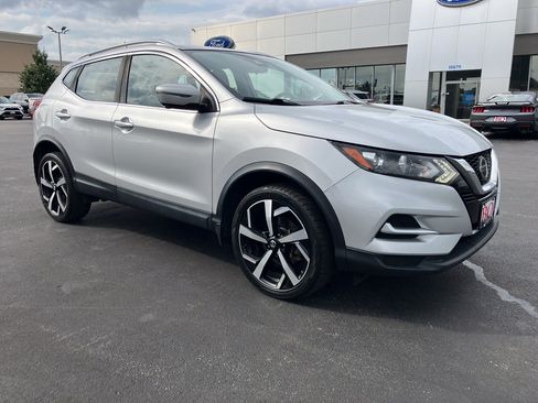 Used 2020 Nissan Rogue Sport SL FWD image 8