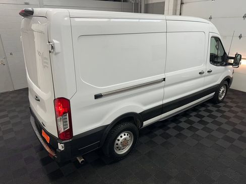 Used 2023 Ford Transit 250 Medium Roof AWD image 9