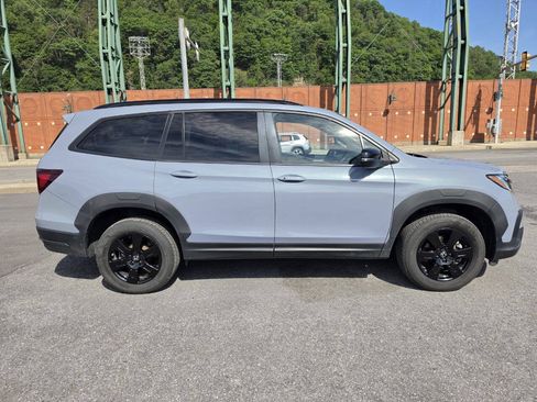 Used 2022 Honda Pilot TrailSport image 9