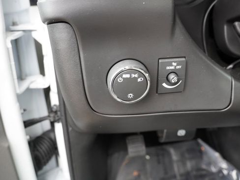 Used 2025 Chevrolet Express 2500 Extended w/ Communications Package image 21