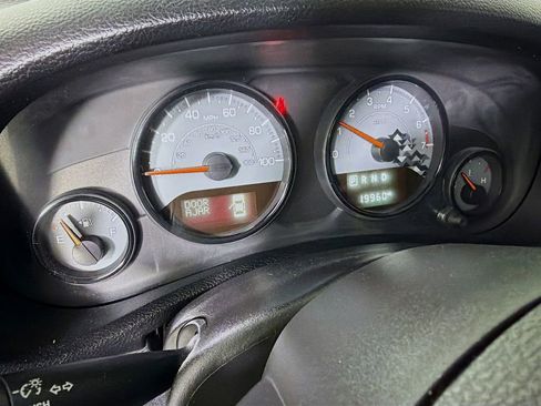 Used 2017 Jeep Wrangler Unlimited Sahara AWD/4WD image 14